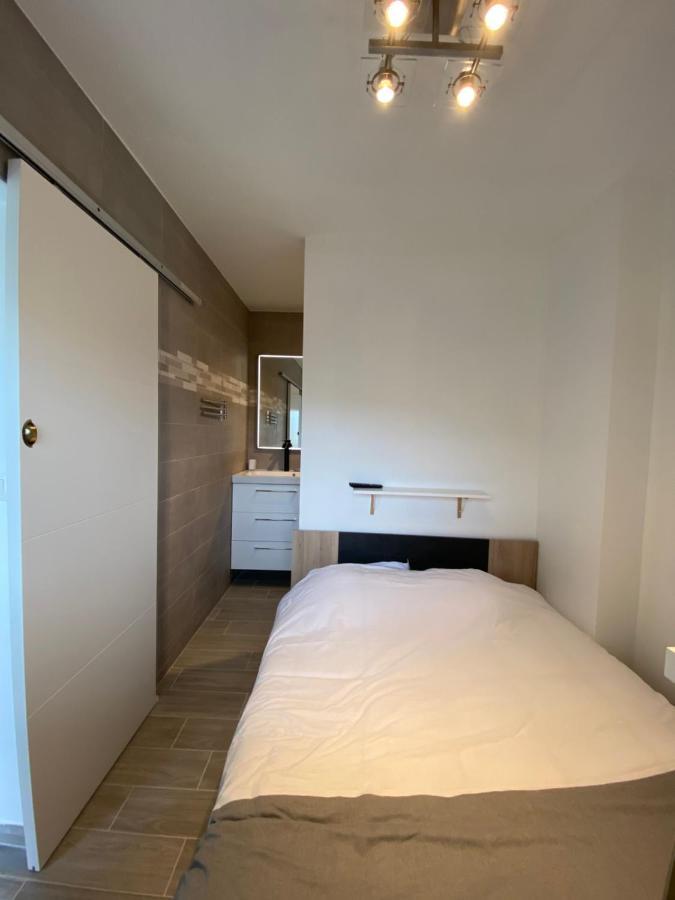 Superbe Appartement Renove A Neuf A 100M De La Mer Juan-les-Pins Exterior photo